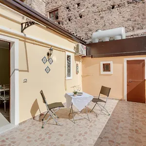 With Terrace- Casa Mariella , Katania Włochy
