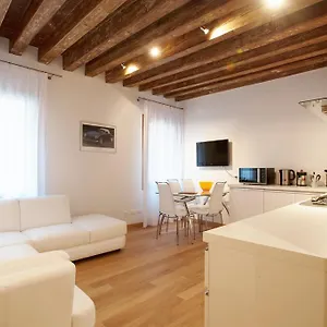 Apartamento The Lion's House Apt2