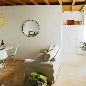 Apartment Iris Como